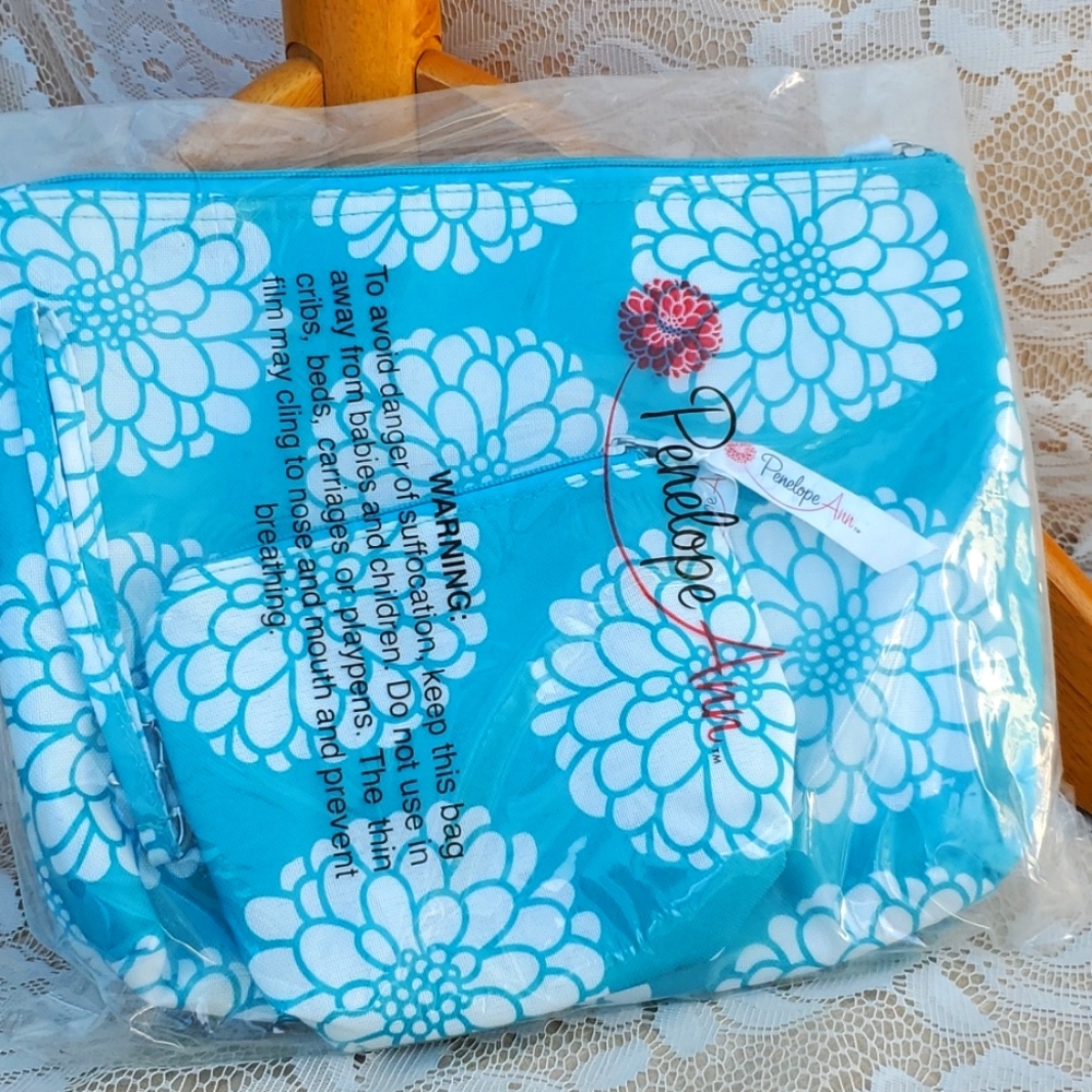 New set of 2 Makeup Bags Penelope Ann Large and small No personalization